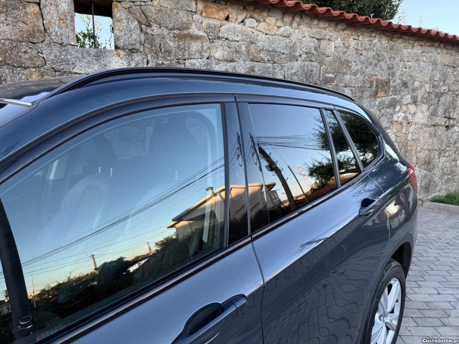 BMW X1 16d sDrive xLine Auto — fotografia 2