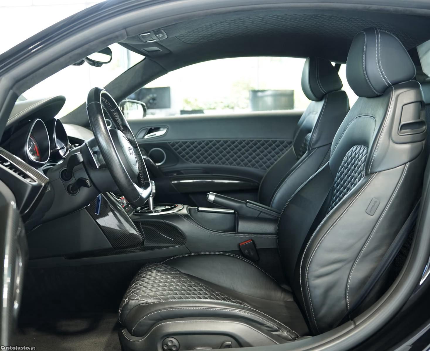 Audi R8 5.2 FSi V10 — fotografia 17