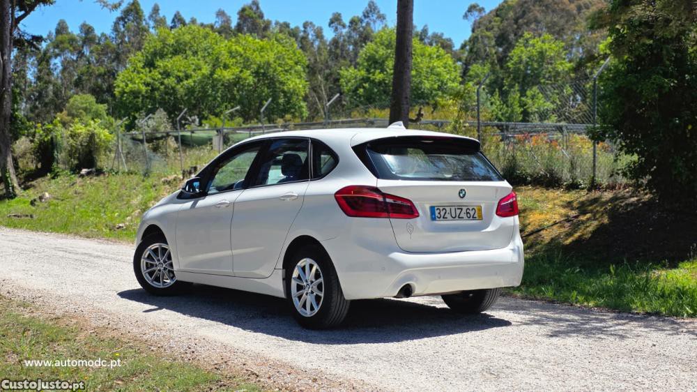 BMW 216 Active Tourer d Advantage — fotografia 9
