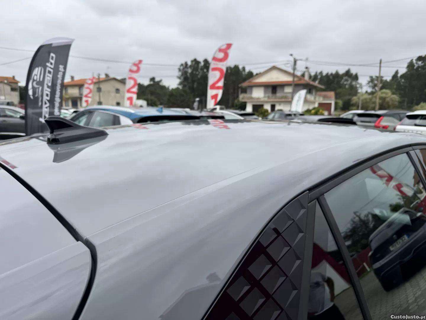 CUPRA Born 58 kwh — fotografia 3