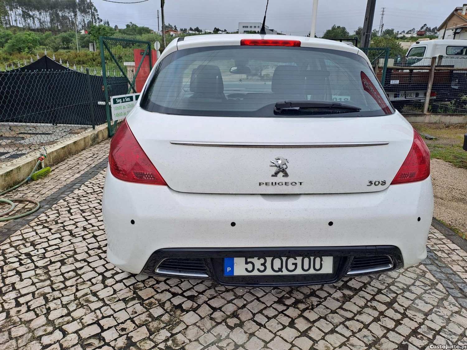 Peugeot 208 1.6 HDI — fotografia 7