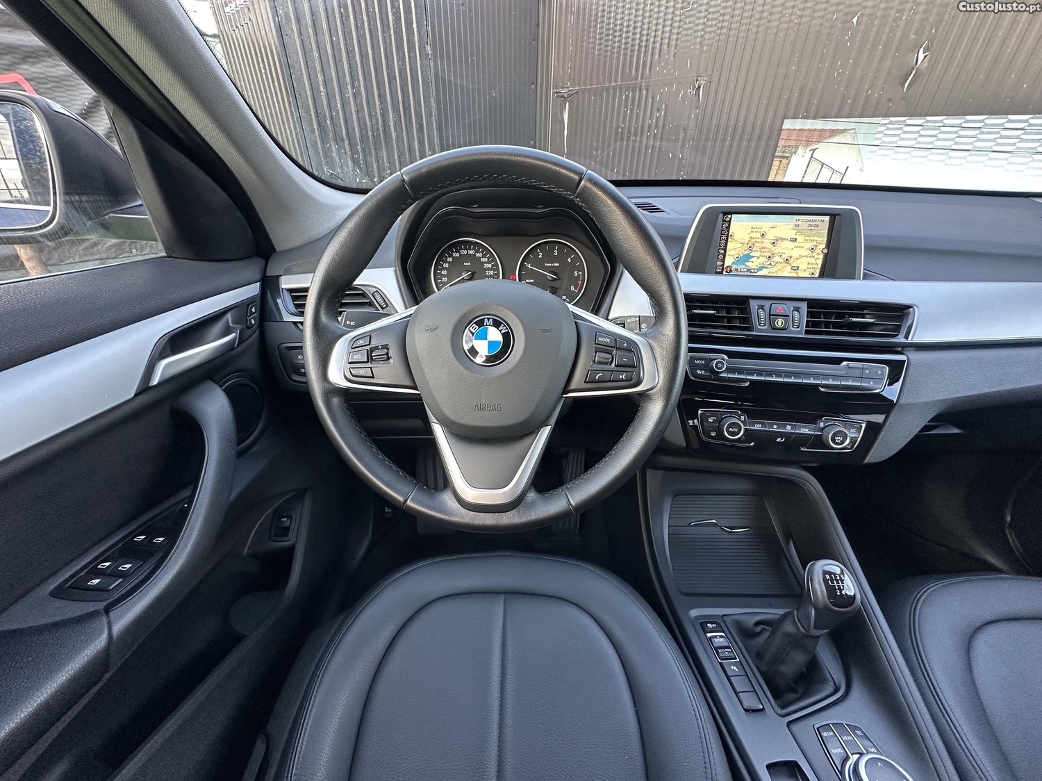 BMW X1 16d sDrive '' GARANTIA '' — fotografia 8
