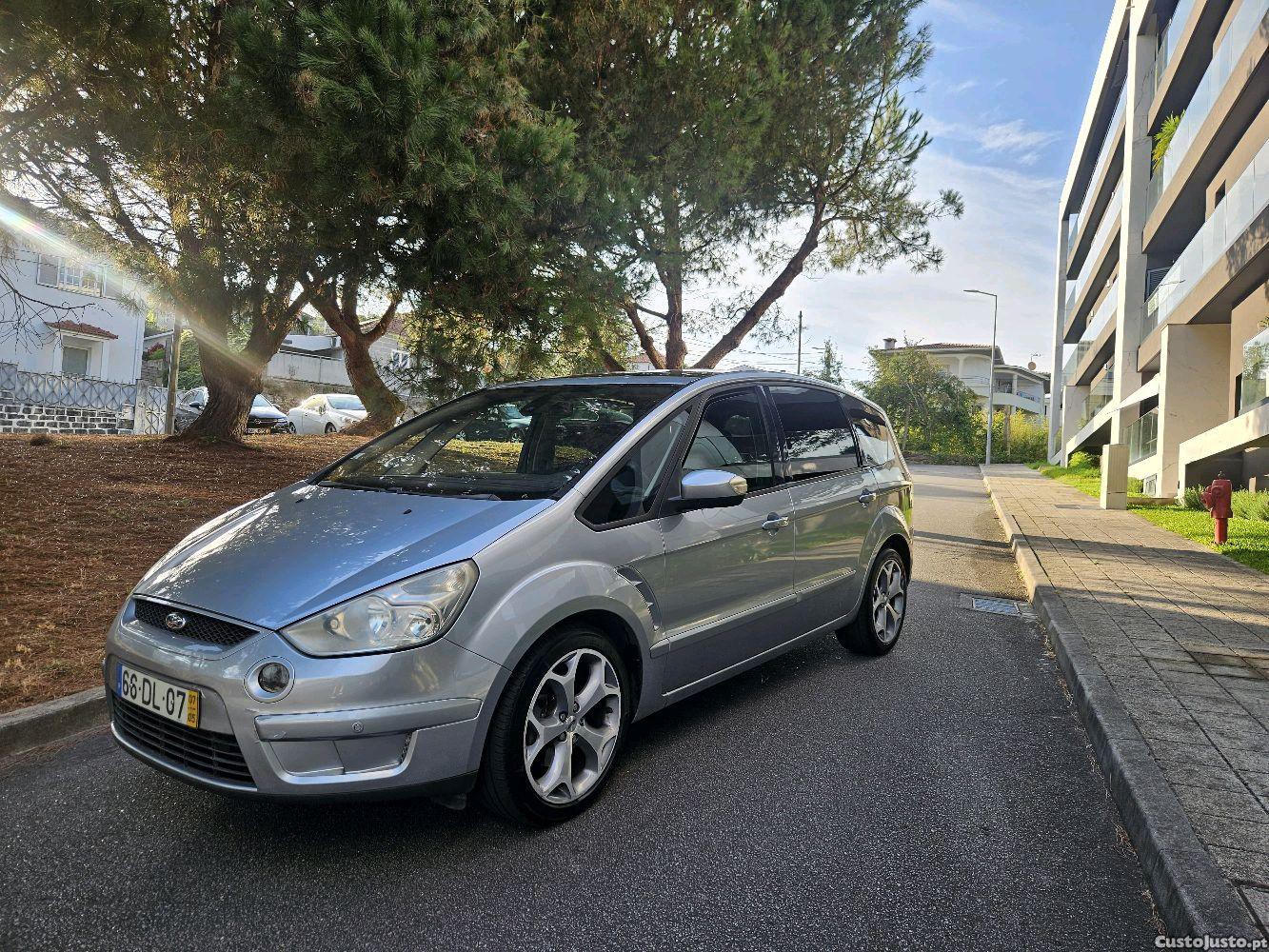Ford S-Max 2.0 — fotografia 9