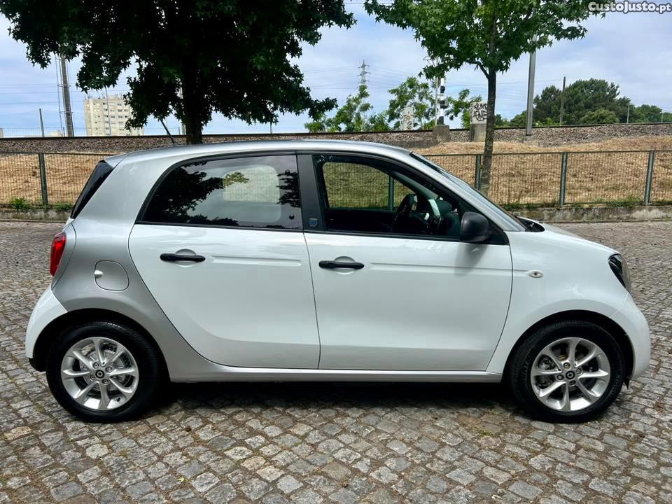 Smart Forfour EQ Eletric Drive 60KW C/NOVO — fotografia 6