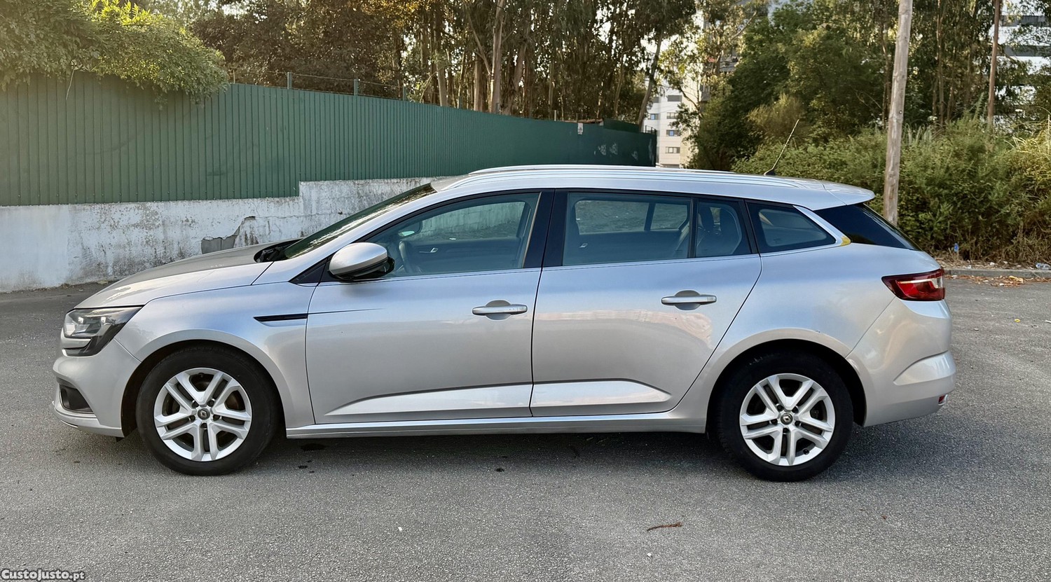 Renault Mégane Limited — fotografia 8