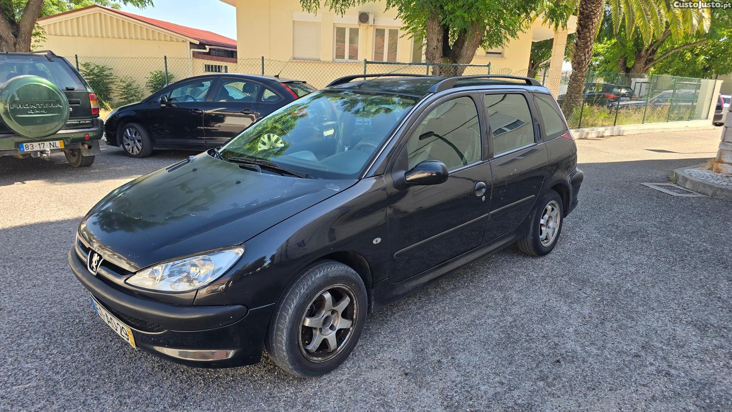 Peugeot 206 1.4 — fotografia 2