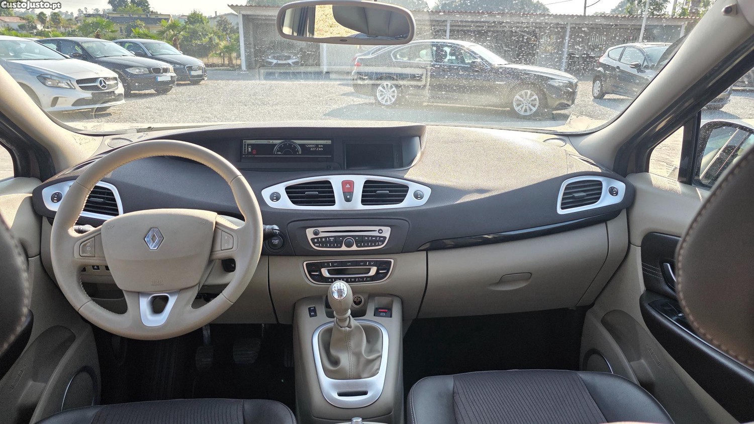 Renault Grand Scénic 7 Lug 1.5 dCi 110cv — fotografia 7
