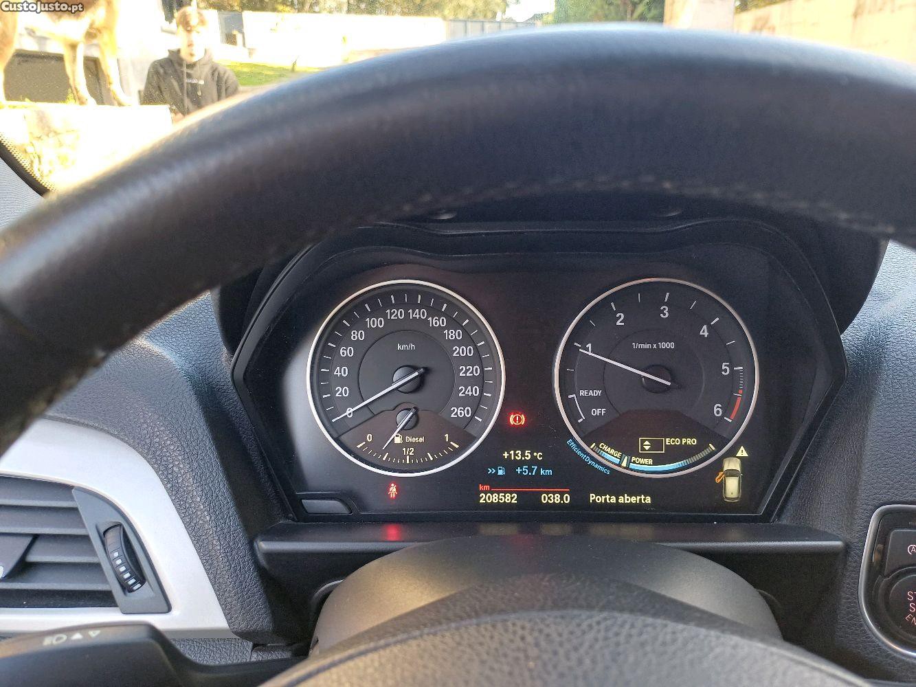 BMW 116 DEfficientDynamics Advantage — fotografia 3
