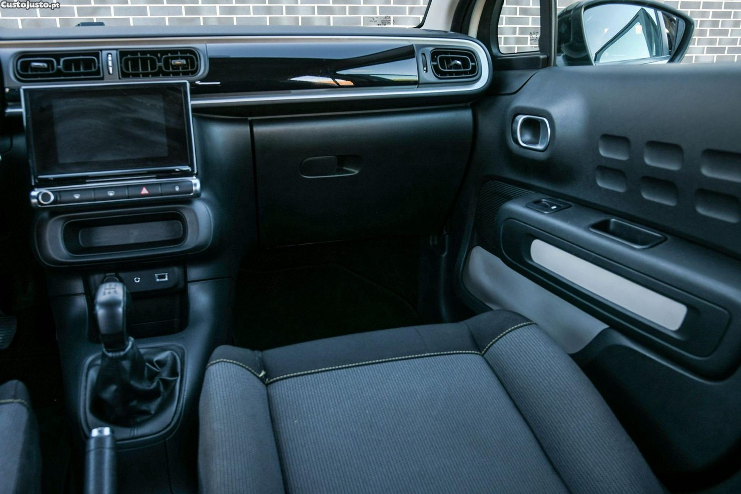 Citroën C3 1.2 PureTech Feel — fotografia 18
