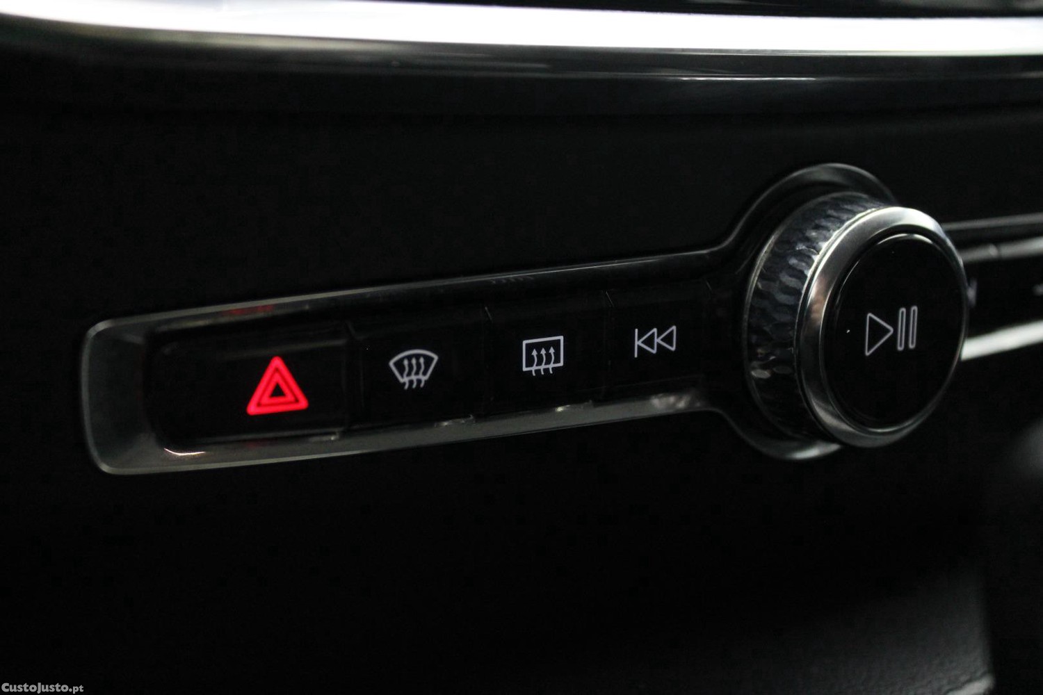 Volvo V60 T6 AWD R-DESIGN (AUTO) — fotografia 20
