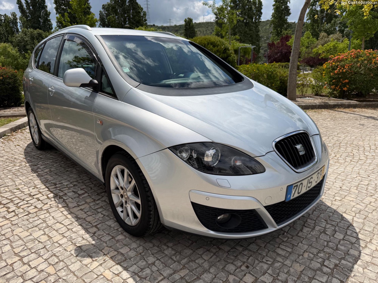 SEAT Altea LX1.6 TDI ECOMOTIVE STYLE — fotografia 4