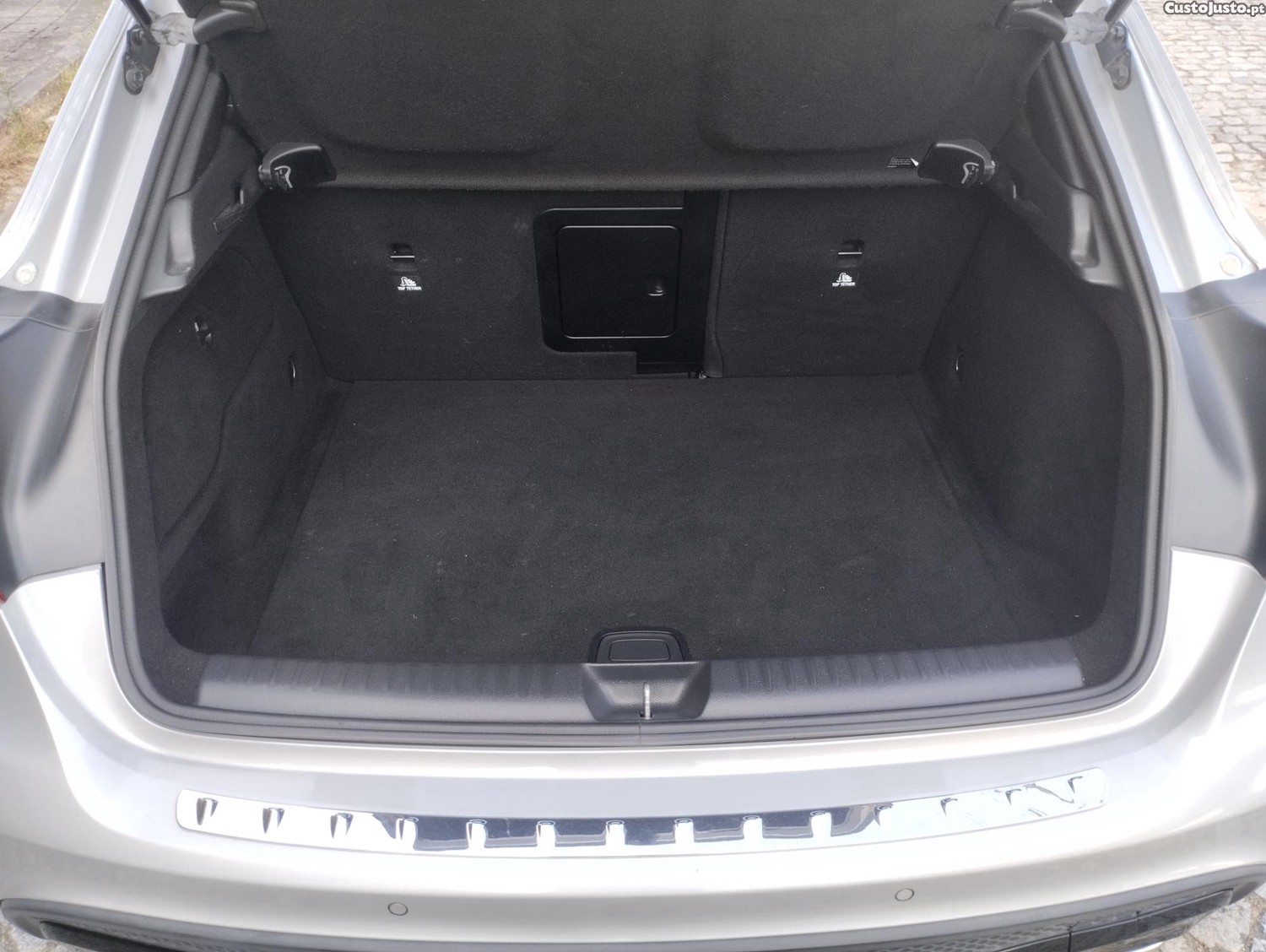 Mercedes-Benz GLA 180 CDI - PACK AMGLINE - NACIONAL - C/ Garantia - Distribuição Mudada - "Imbatível" — fotografia 12