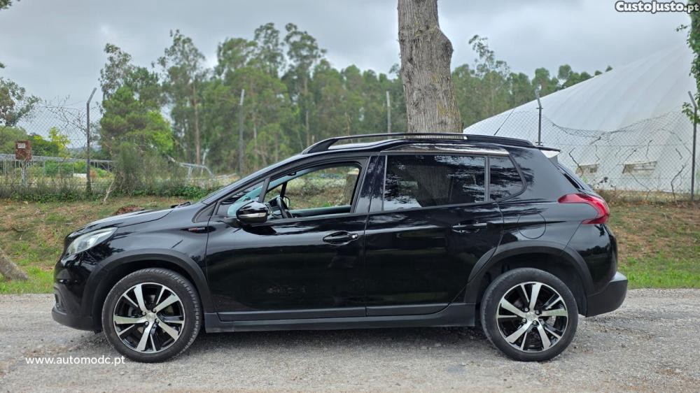 Peugeot 2008 1.6 BlueHDi GT Line — fotografia 11