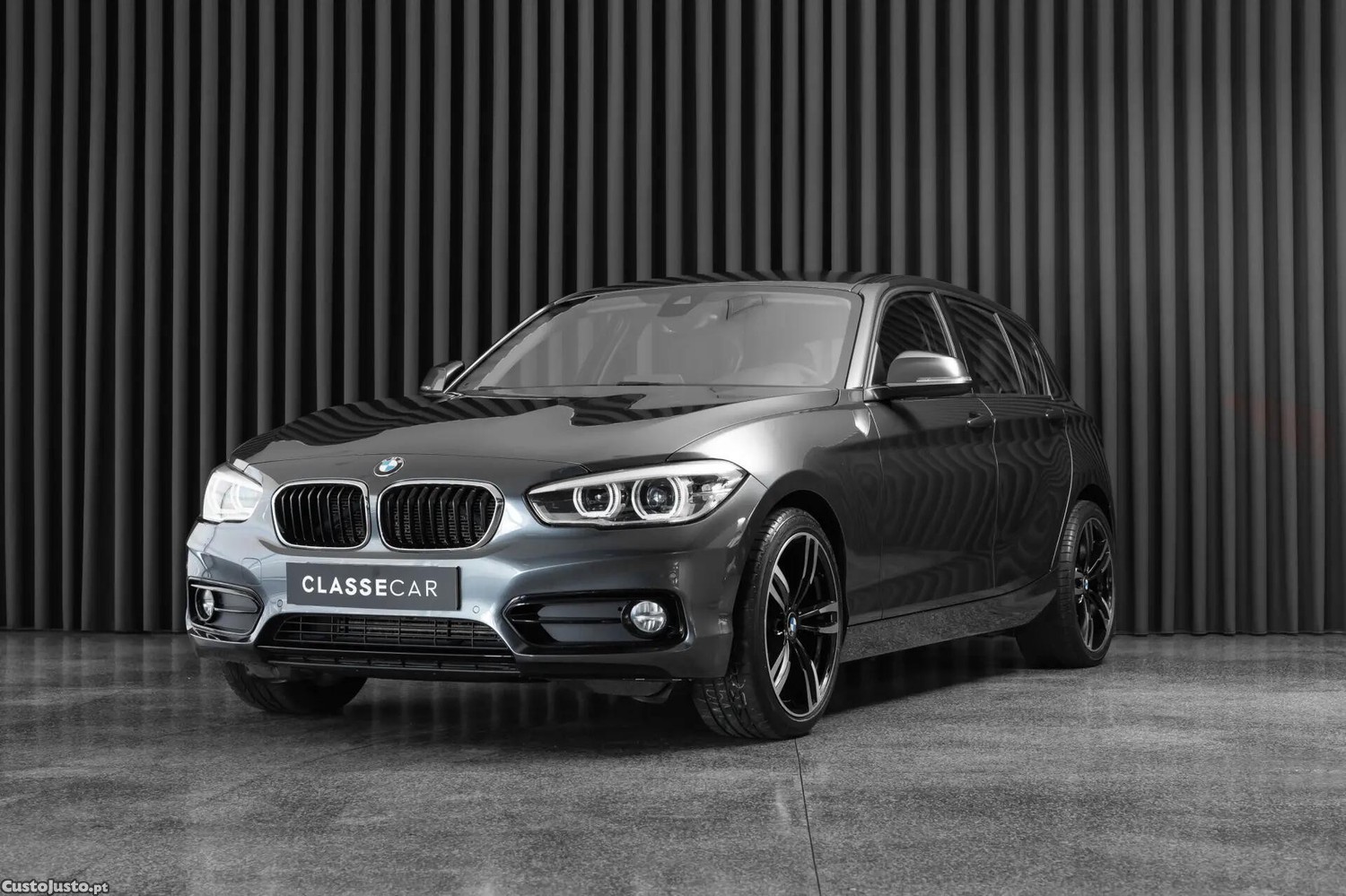 BMW 116 d Line Sport Auto — fotografia 25