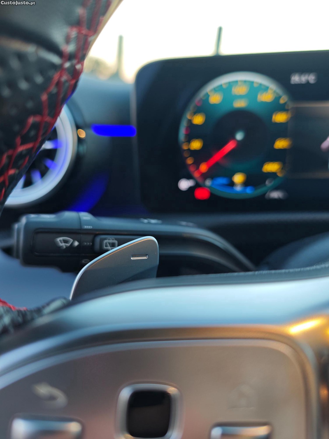 Mercedes-Benz A 180 AMG Line Auto — fotografia 5
