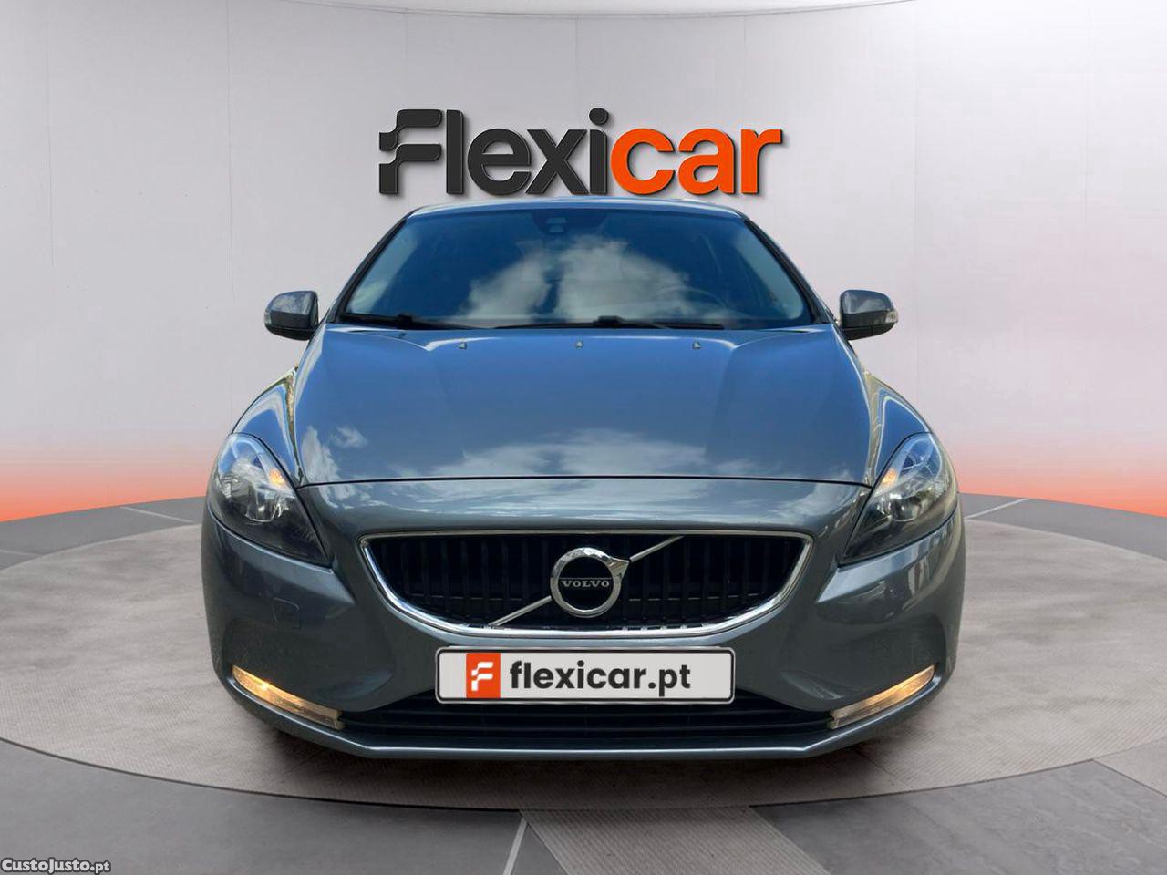 Volvo V40 2.0 D2 Momentum — fotografia 17