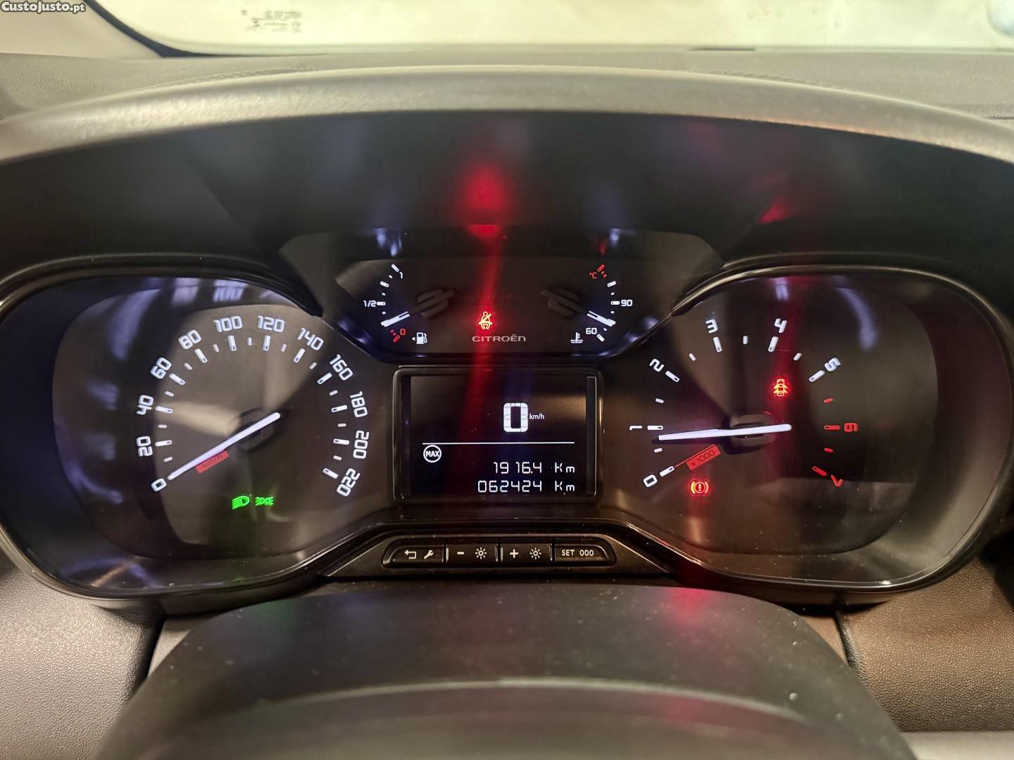 Citroën C3 Aircross 1.2 PureTech C-Series — fotografia 5