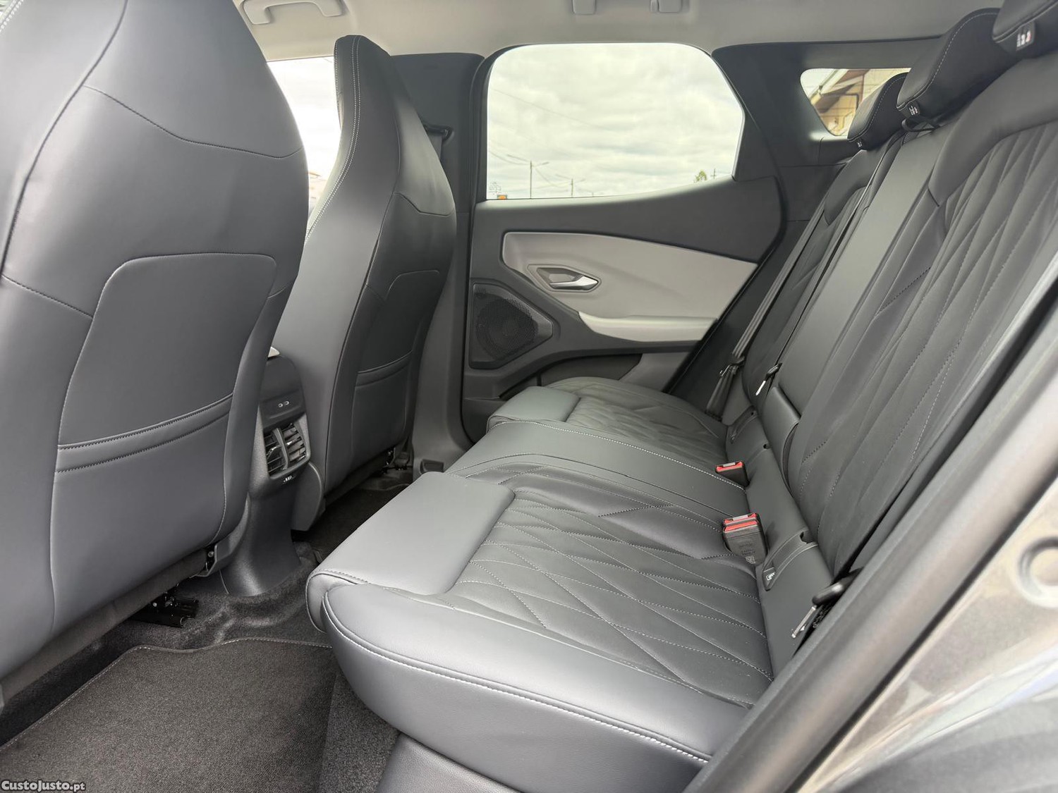 Ford Explorer Premium Autonomia Alargada 77 Kwh — fotografia 19