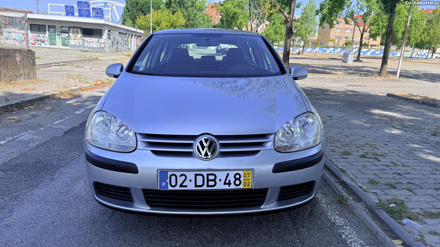 Volkswagen Golf Confortline — fotografia 10