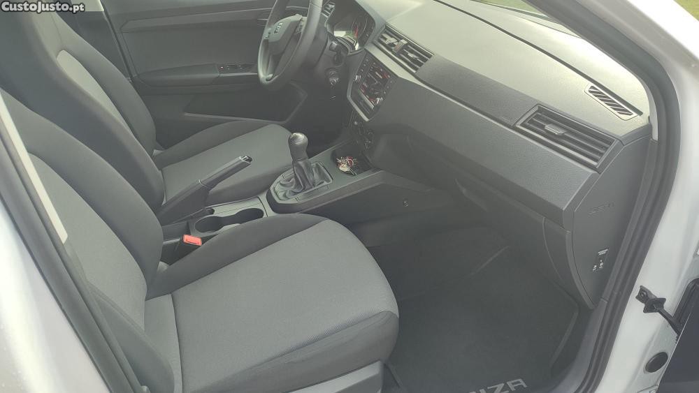 SEAT Ibiza 1.6 TDI — fotografia 4