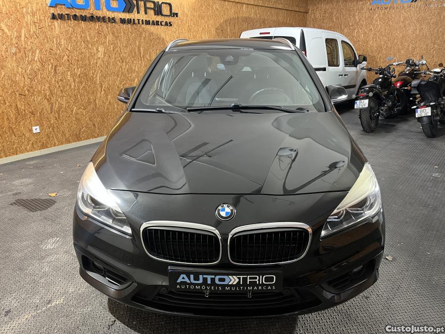 BMW 216 Active Tourer d - 16 foto 2