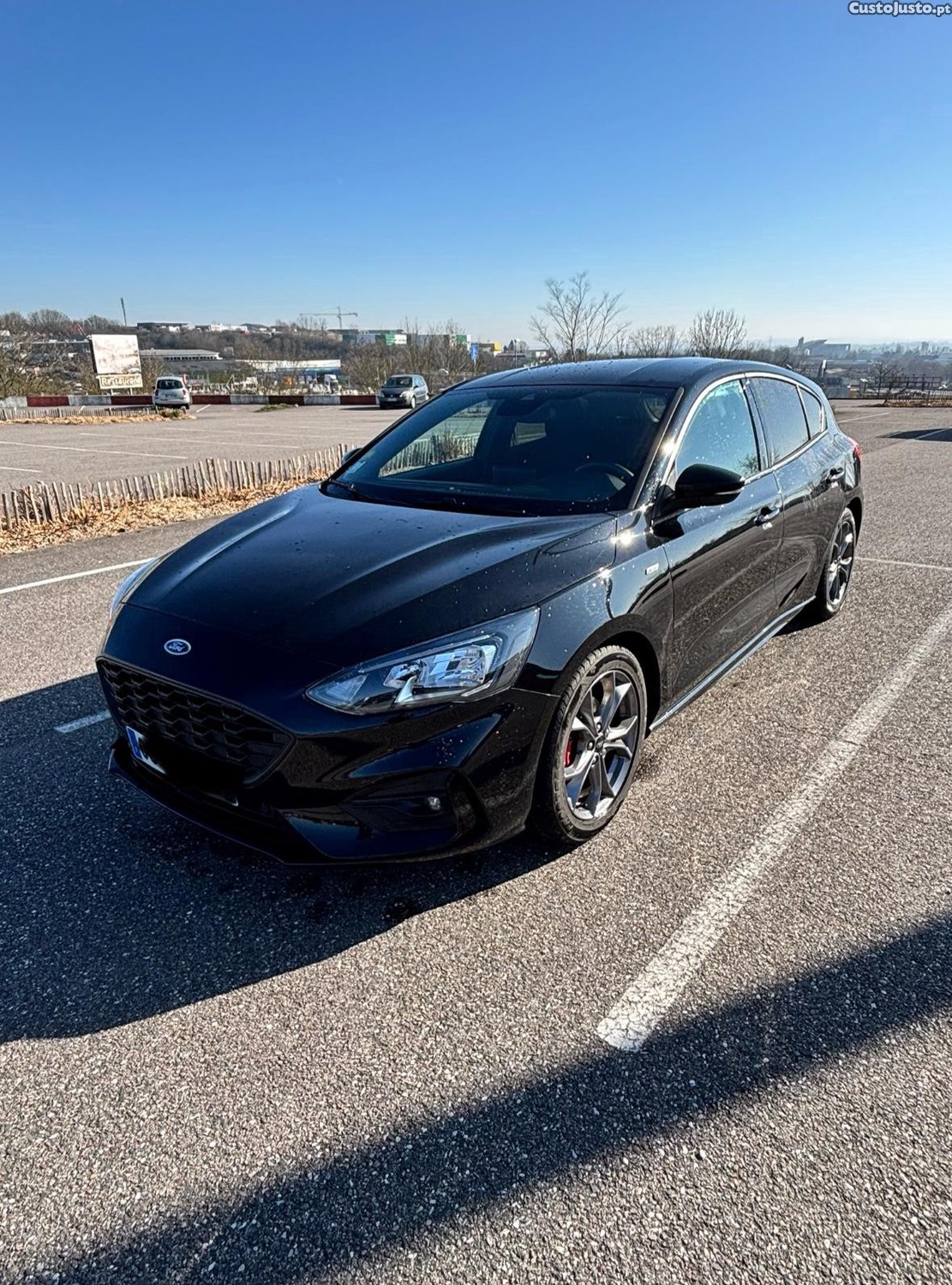 Ford Focus ST LineX — fotografia 2