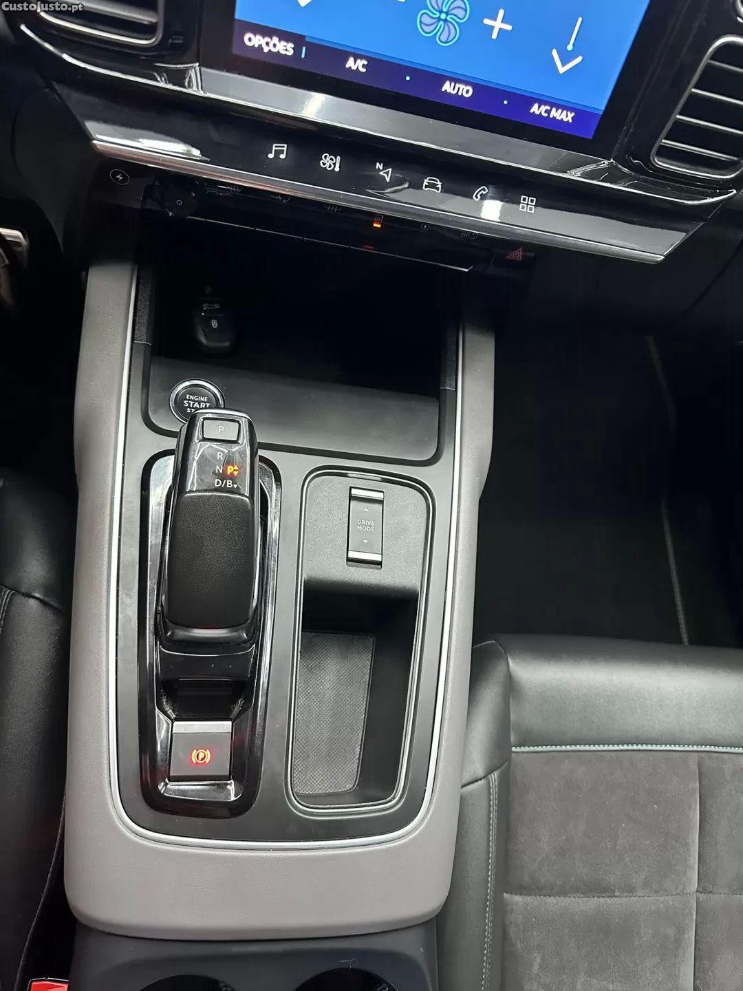 Citroën C4 1.6i plug-in — fotografia 11
