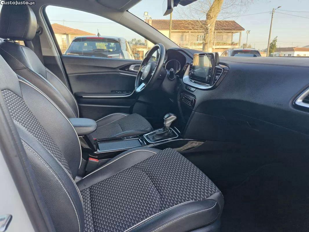 Kia Pregio 1.6 gdi phev drive 6dct — fotografia 19