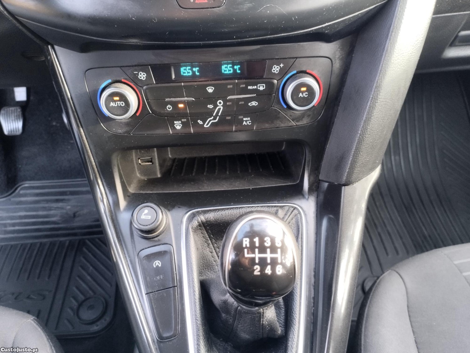 Ford Focus 1.0 SCTI 125cv TITANIUM c/ GPS - Utilitário Nacional c/ Garantia — fotografia 9