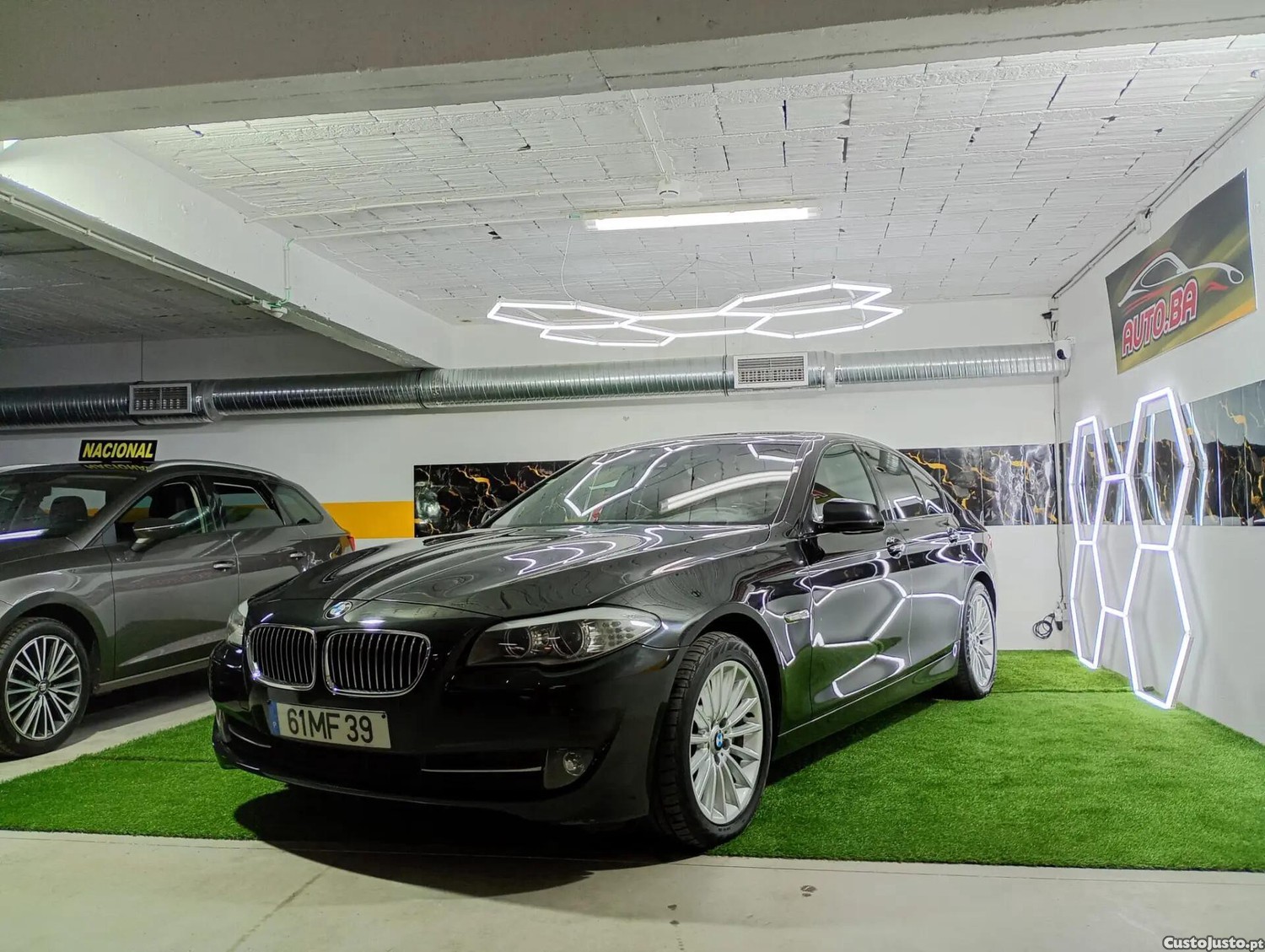 BMW 525 Line Luxury automatico - 11 foto 2
