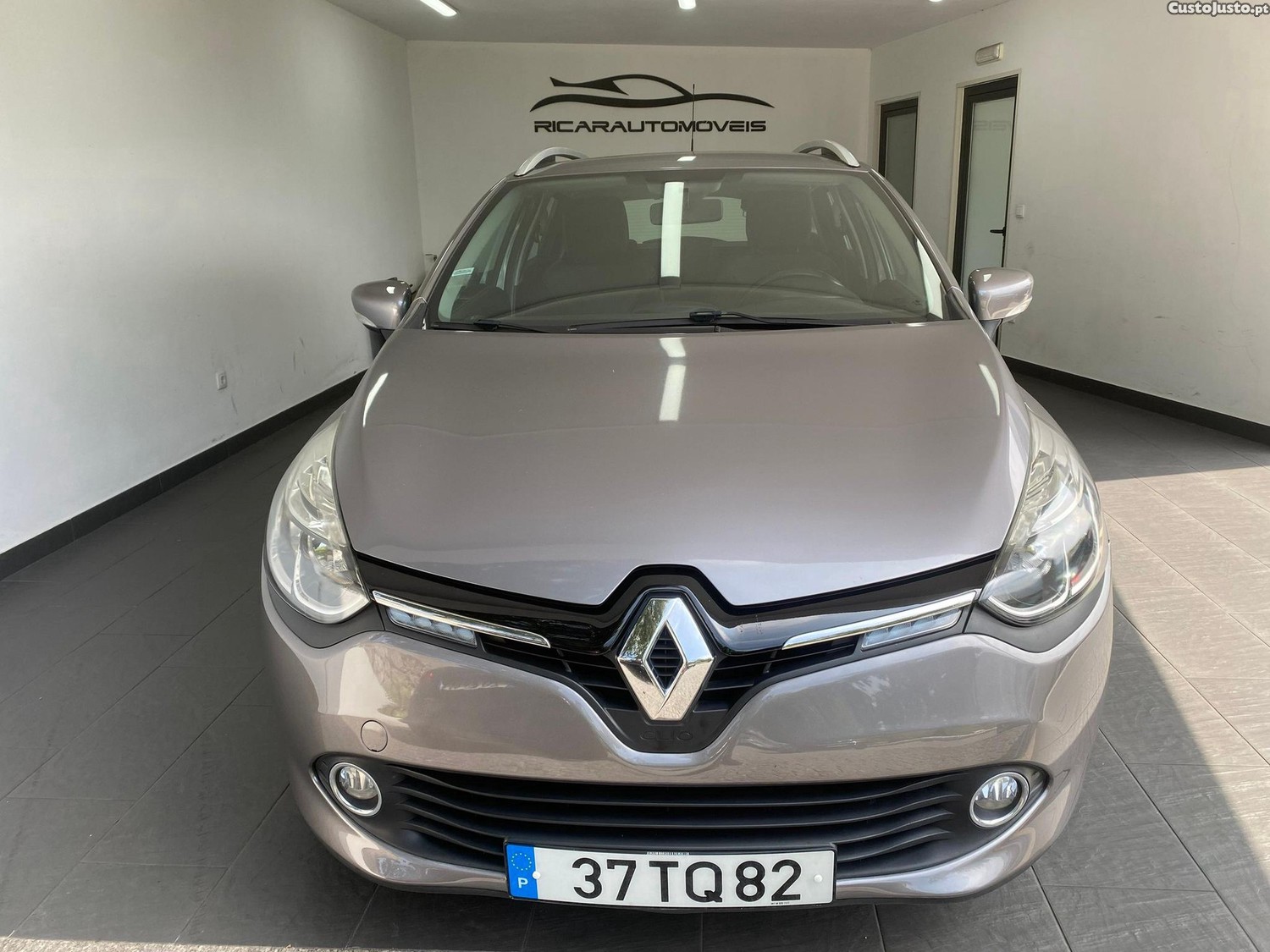 Renault Clio 1.5 dCi Confort — fotografia 12