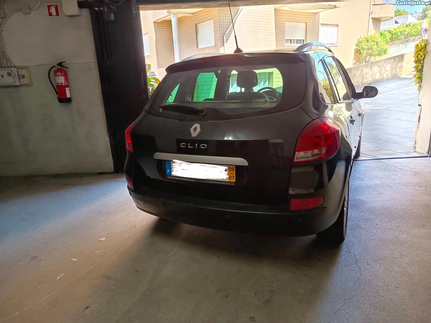 Renault Clio Break — fotografia 4