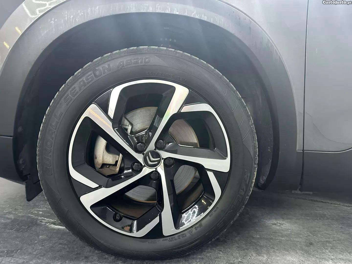 Citroën C4 1.6i plug-in — fotografia 4