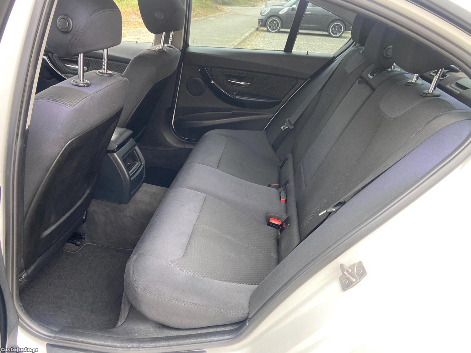 BMW 316 d Navigation — fotografia 4