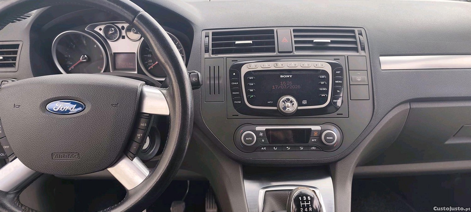 Ford C-Max titanium full extras — fotografia 3