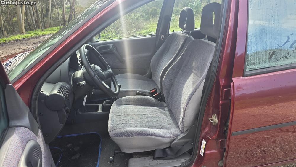 Opel Corsa 1.5 TD — fotografia 3