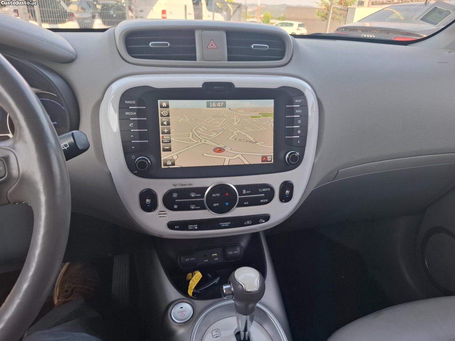 Kia Soul E 100% ELÉCTRICO — fotografia 3
