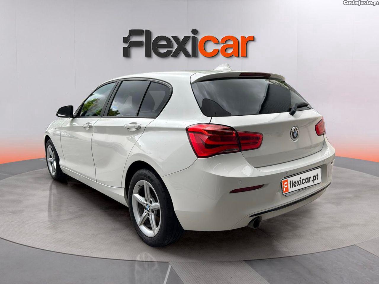 BMW 116 d — fotografia 16
