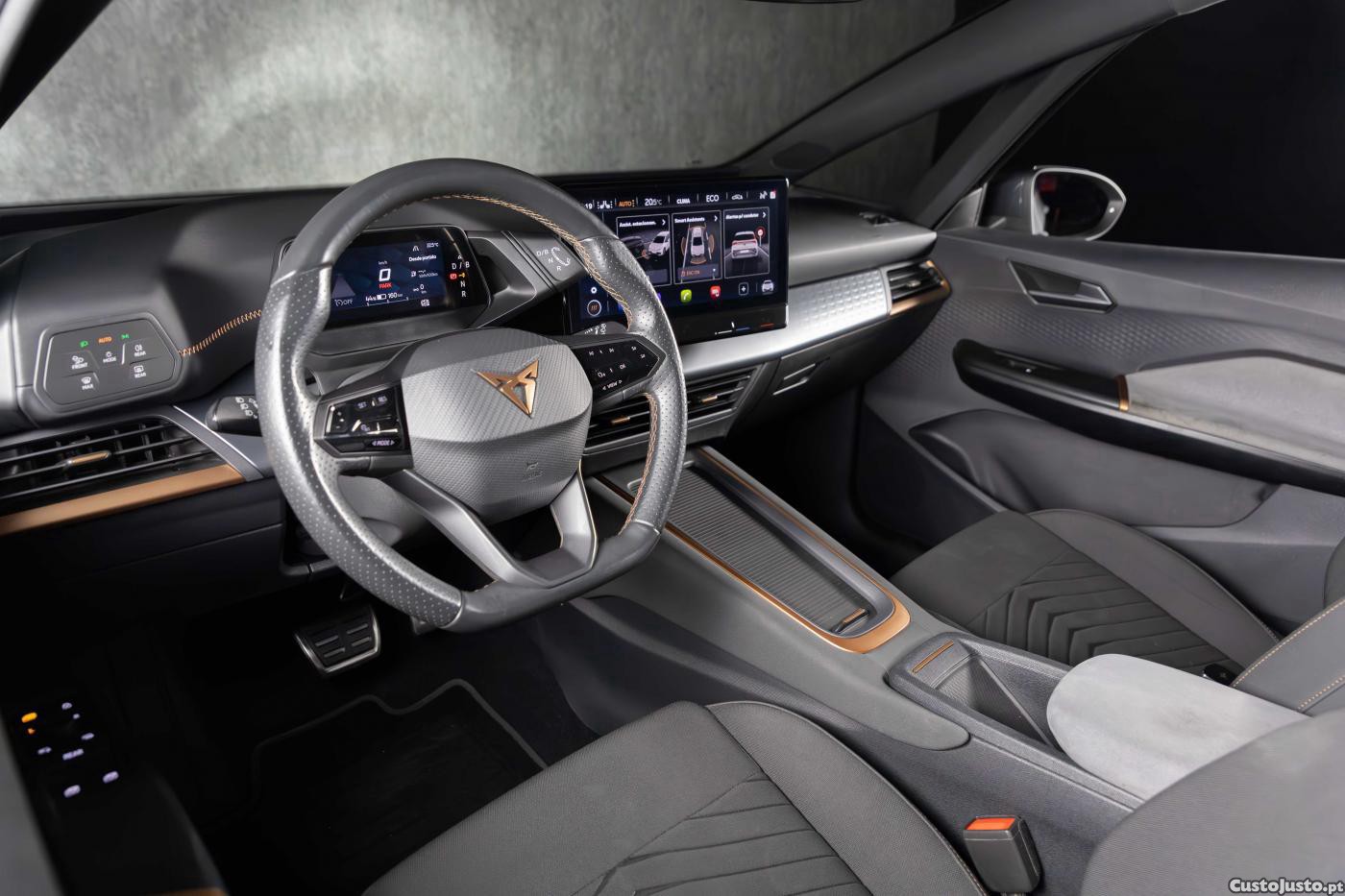 CUPRA Born 58 kWh Com certifica — fotografia 18