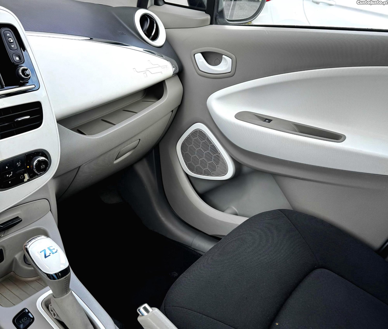 Renault Zoe Life — fotografia 7