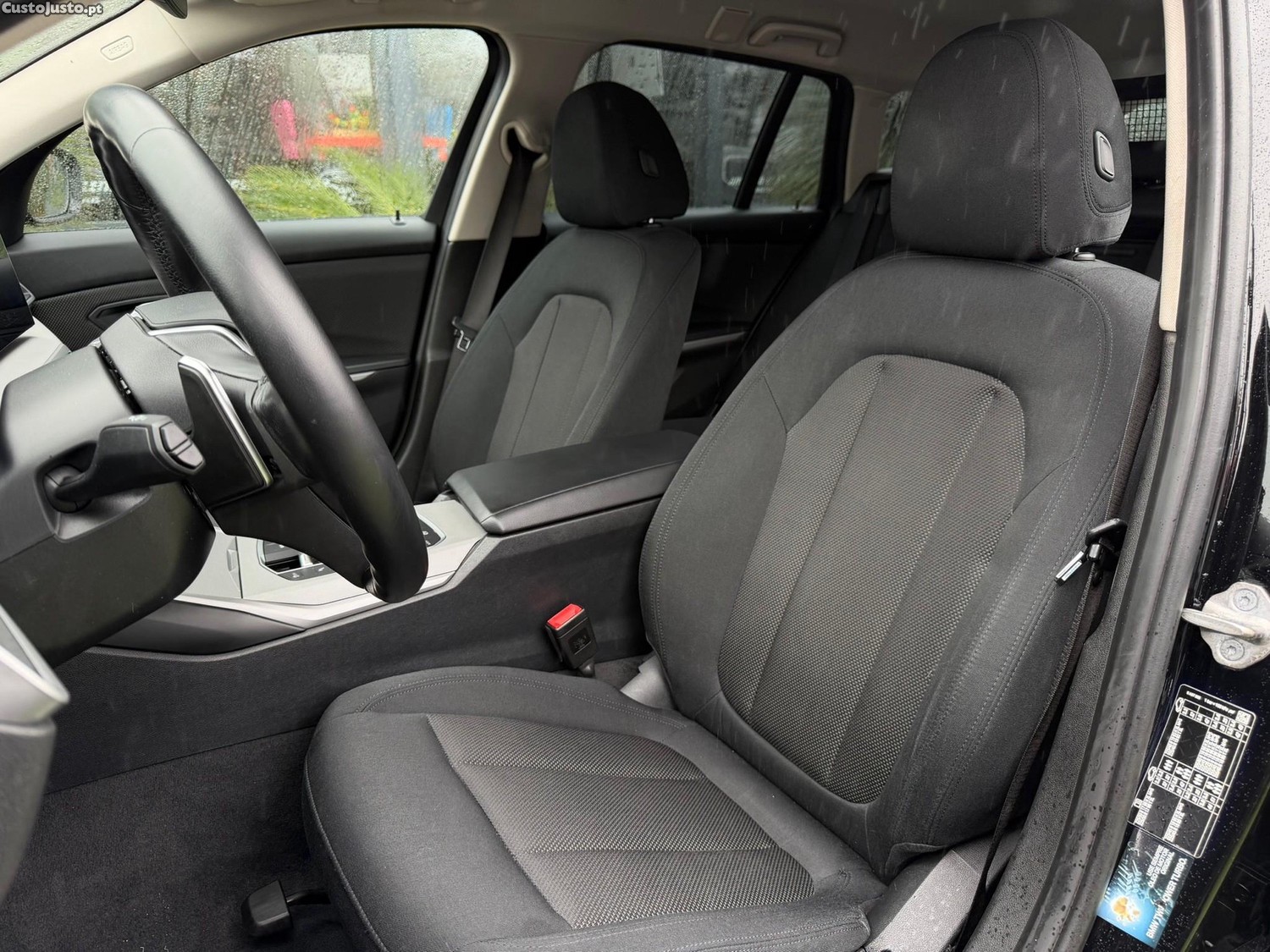 BMW 318 d Auto — fotografia 18