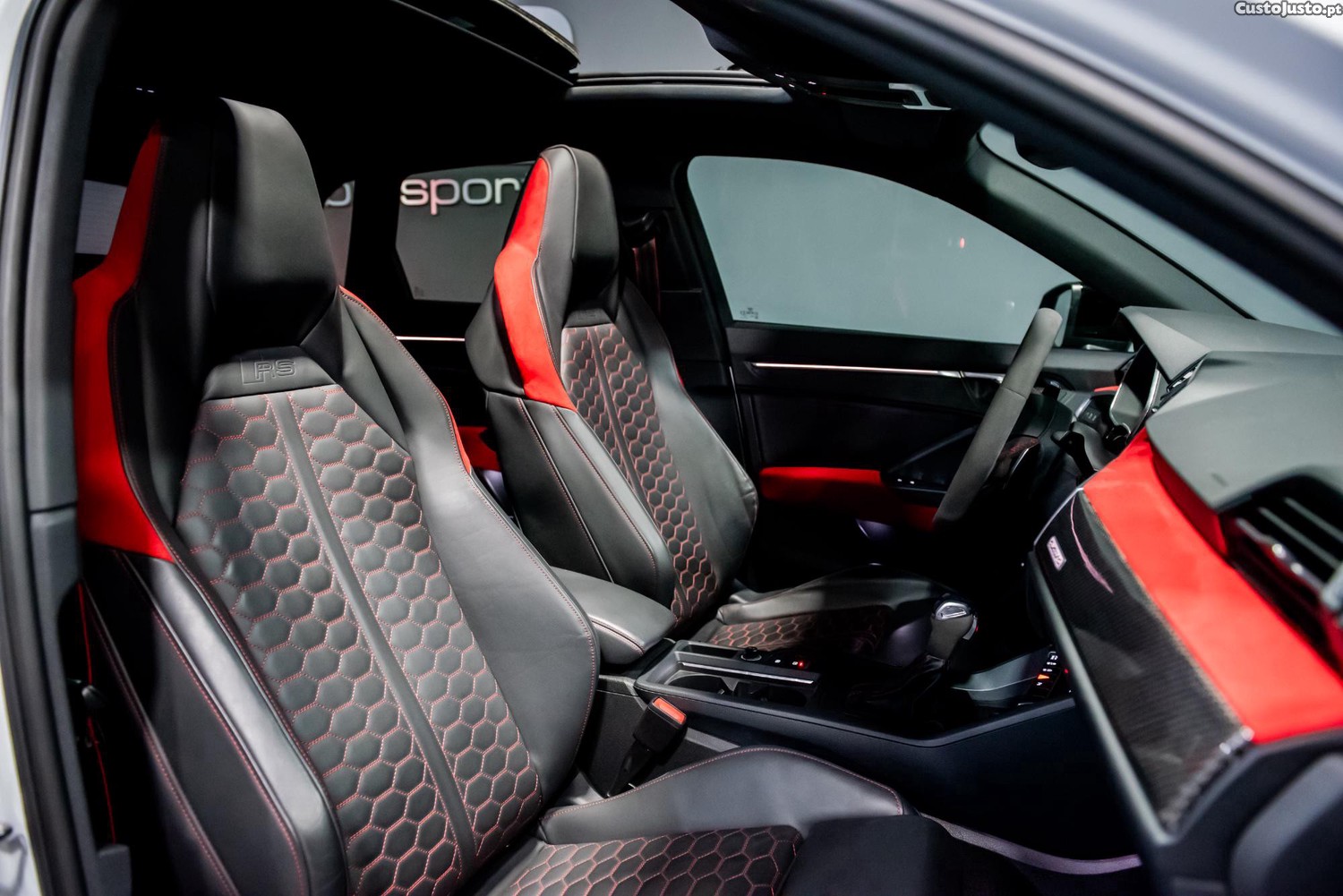 Audi RS Q3 Sportback 2.5 TFSI quattro S tronic — fotografia 4