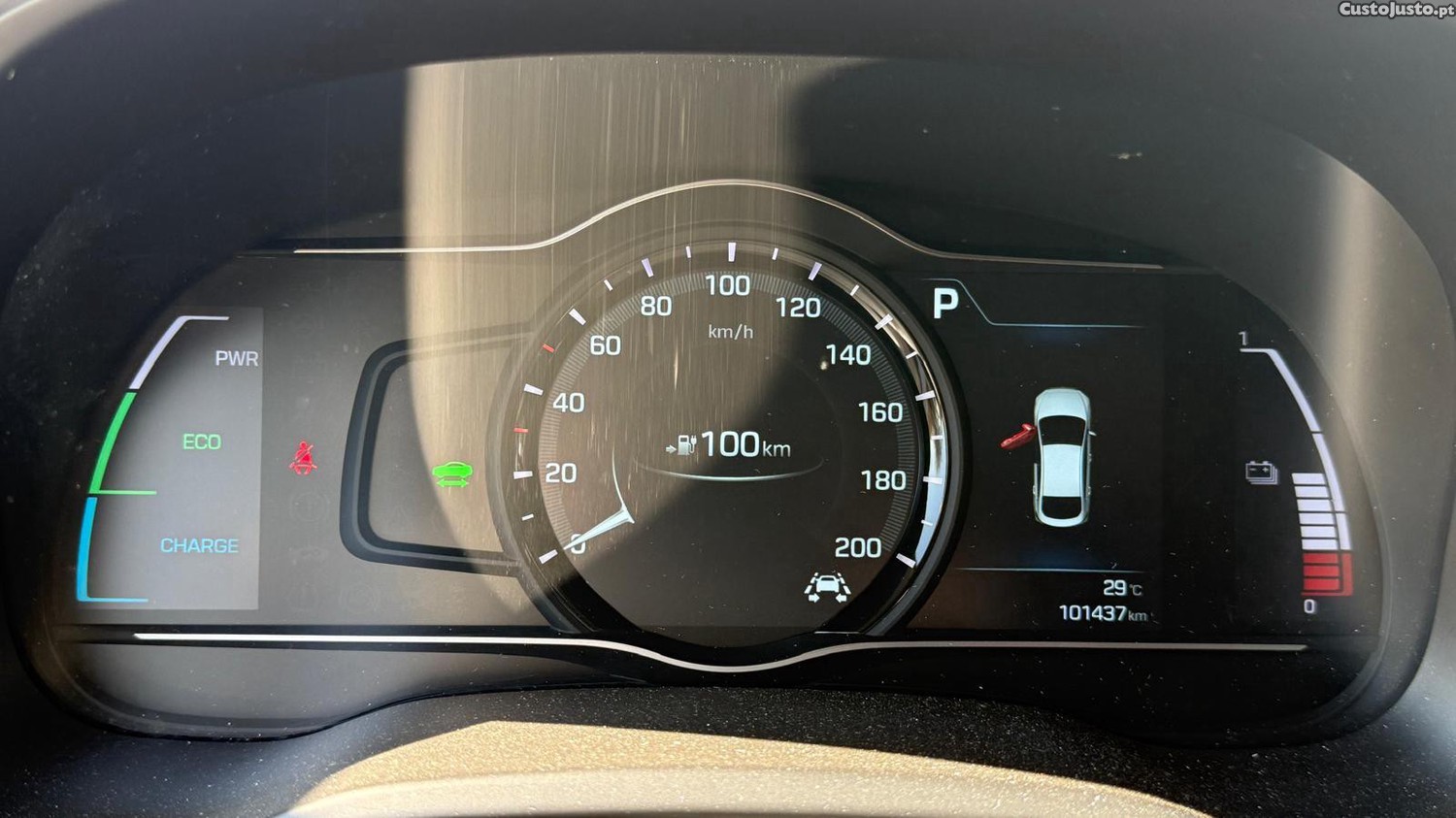 Hyundai IONIQ 28kwh — fotografia 10