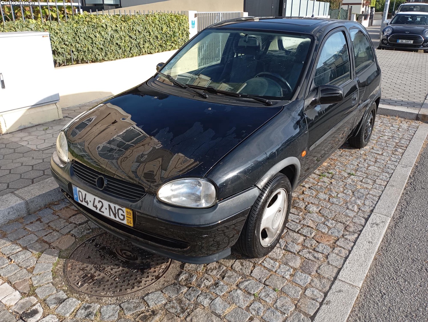 Opel Corsa 1.0 — fotografia 4