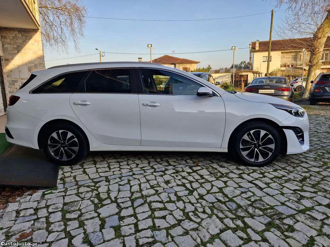 Kia Pregio 1.6 gdi phev drive 6dct — fotografia 27