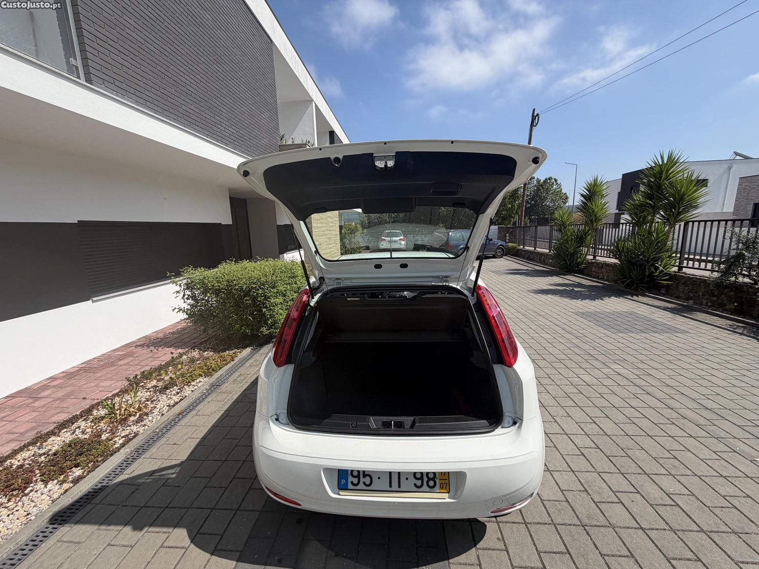 Fiat Punto 1.3 multijet — fotografia 8