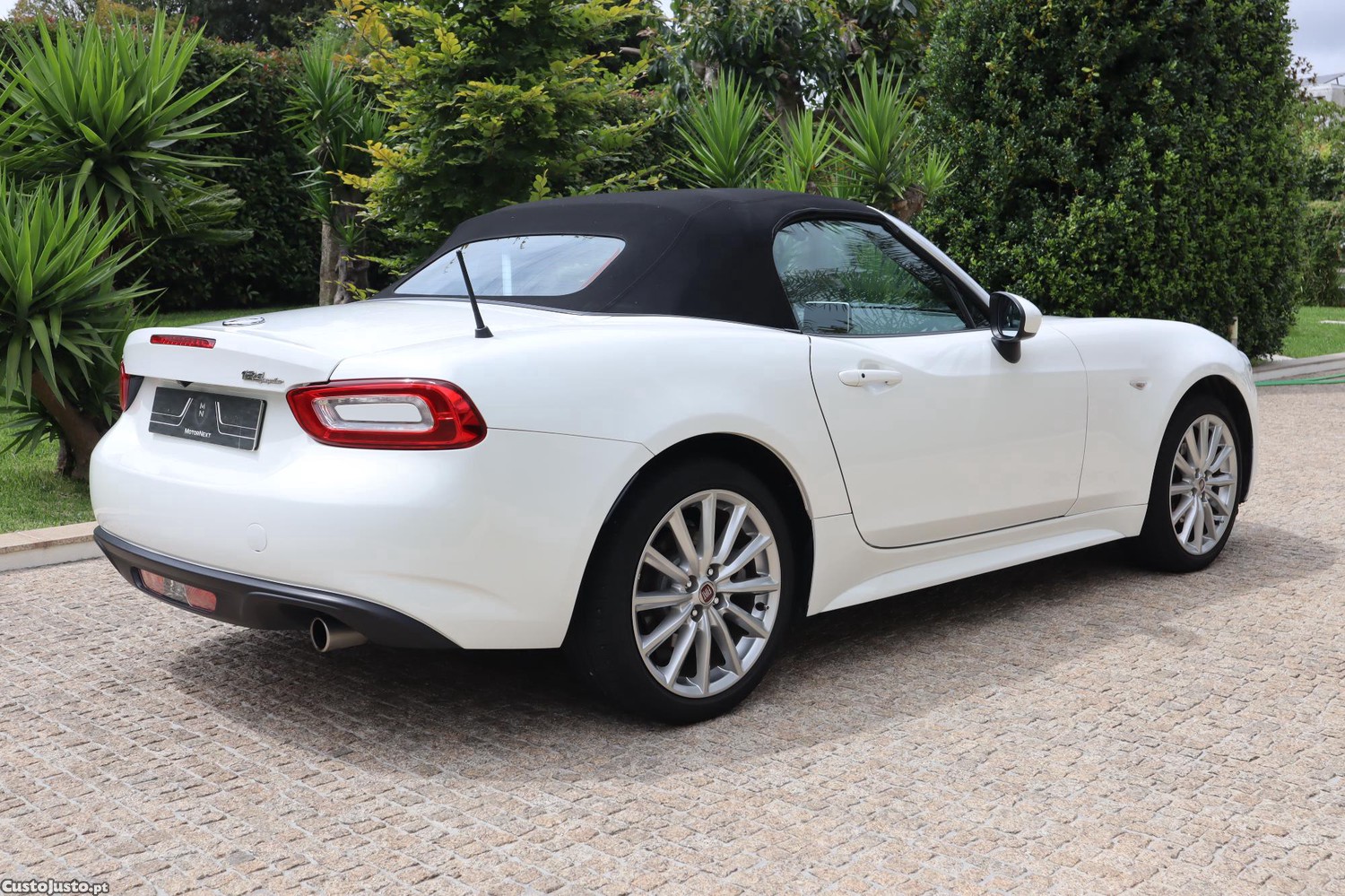 Fiat 124 Spider 1.4 T Multiair Lusso — fotografia 10