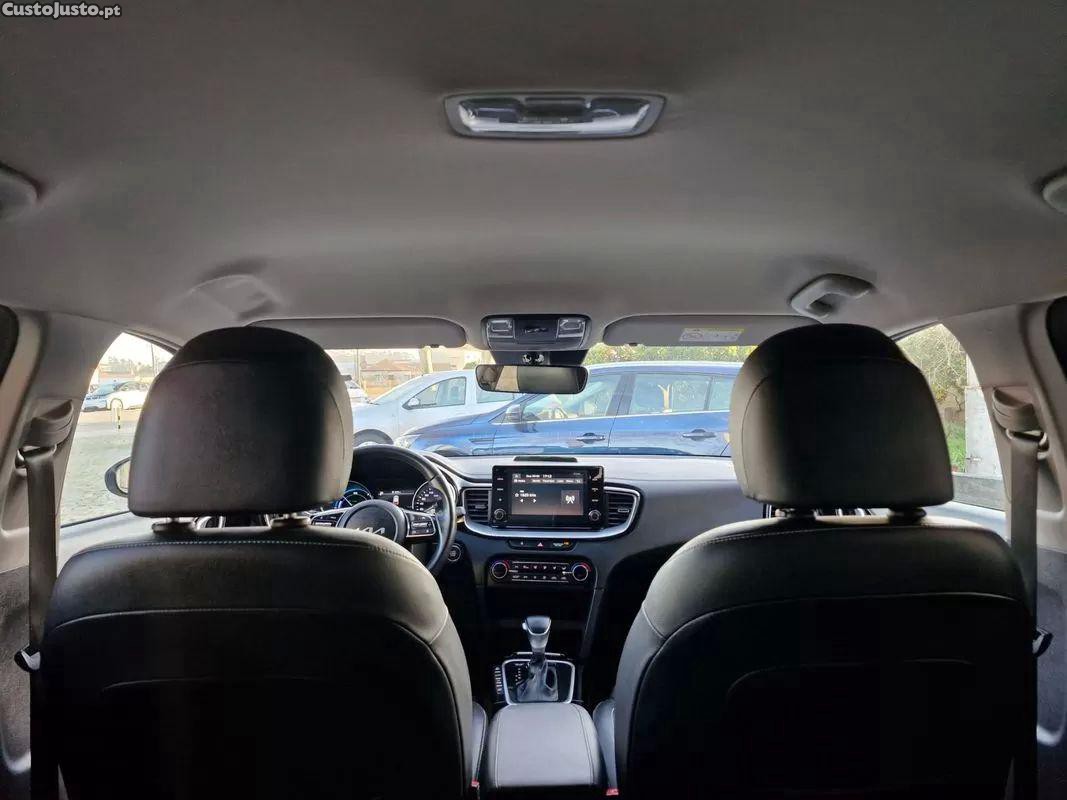 Kia Pregio 1.6 gdi phev drive 6dct — fotografia 16