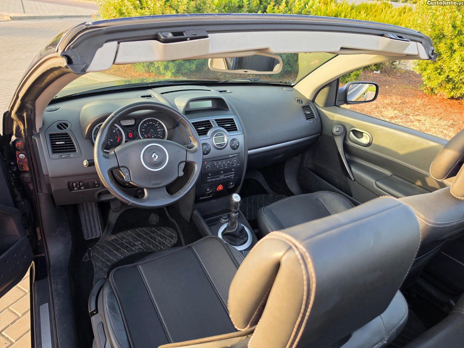 Renault Mégane 1.5Dci Luxe — fotografia 3