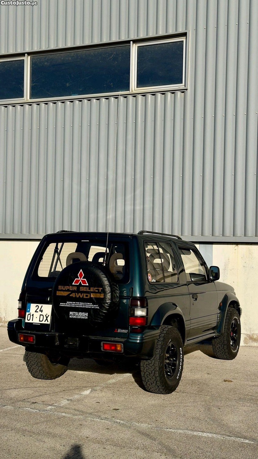 Mitsubishi Pajero gls — fotografia 5